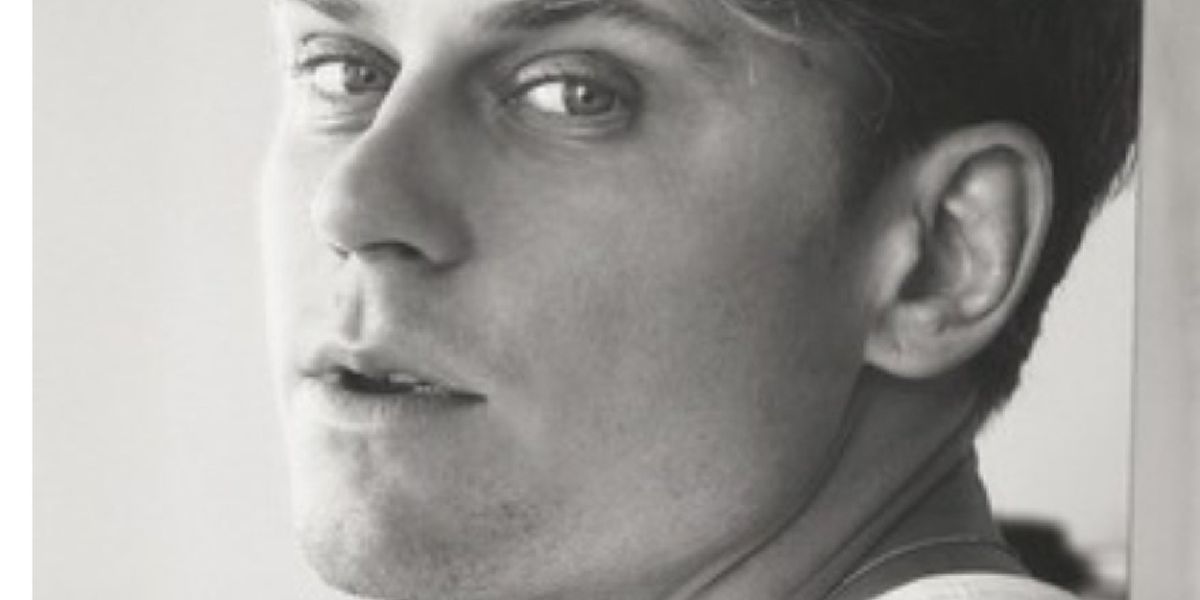Billy Magnussen and Kit Harington to Headline Horse Racing Comedy CHARIOT