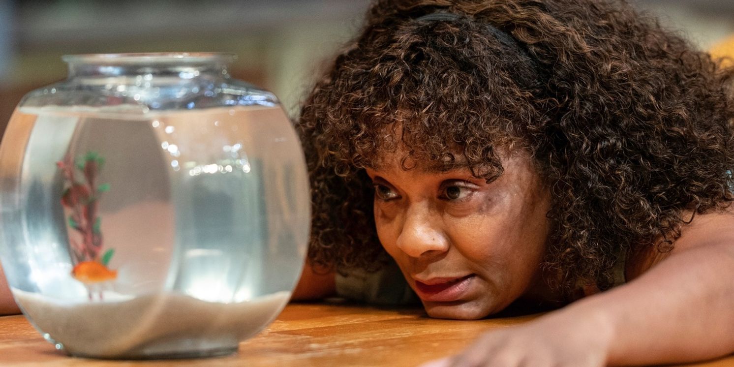 Review: Birthday Candles at 1st Stage  Image