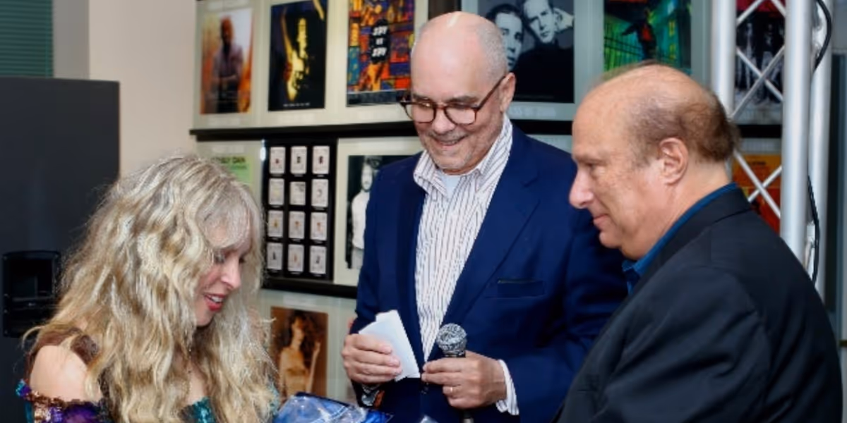 Blackmore's Night Inducted Into Long Island Music and Entertainment Hall of Fame