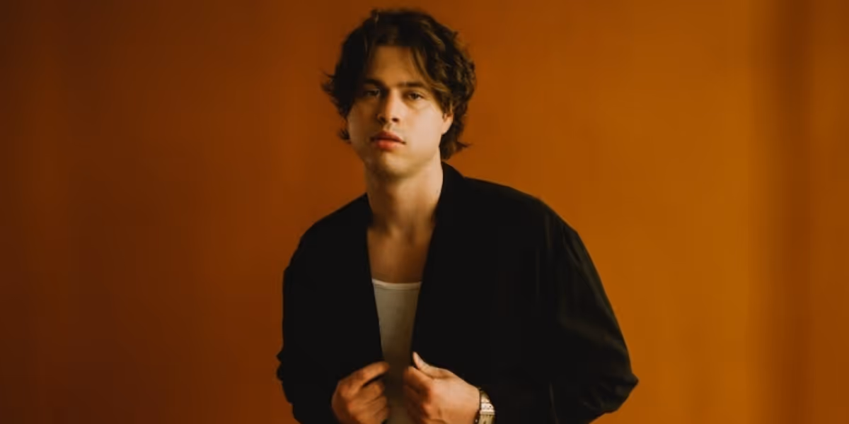 Blake Rose Announces Spring 2024 North American Headline Tour