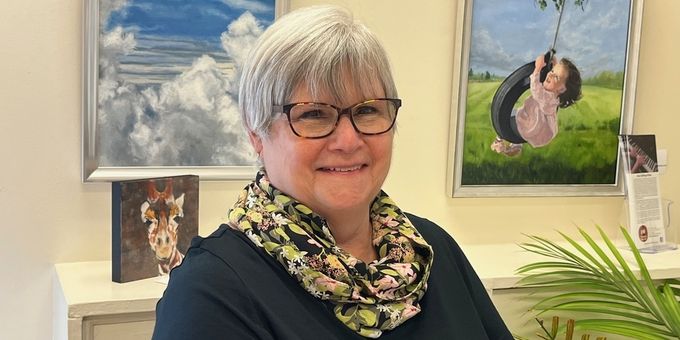 Pittsford Fine Art To Present Featured Artist Suzi Zefting-Kuhn Photos