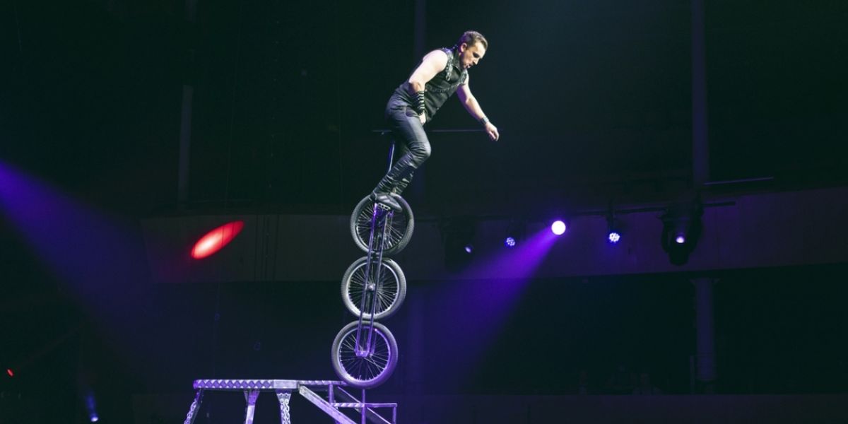 CIRCUS VAZQUEZ Returns With New Production