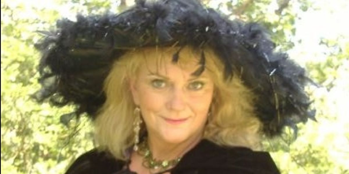 CONFESSIONS OF A RETIRED WITCH to Debut at The Studio at Mizner Park