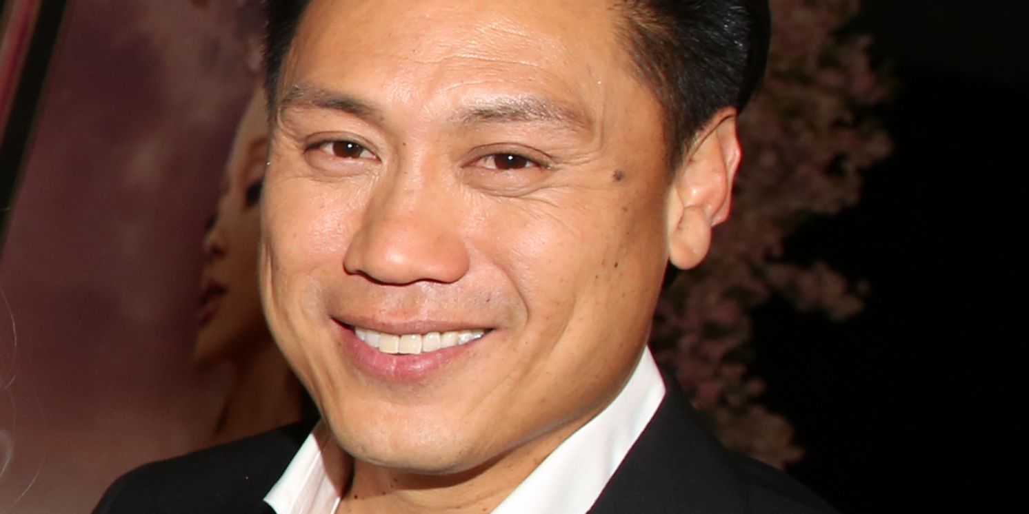CRAZY RICH ASIANS Moving Forward at Max; Jon M. Chu to Executive Produce  Image