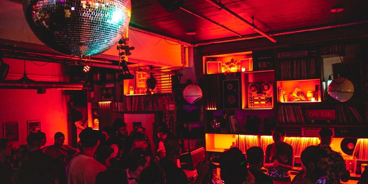 Cafe 1001 Celebrates 25th Anniversary With Two Day Celebration