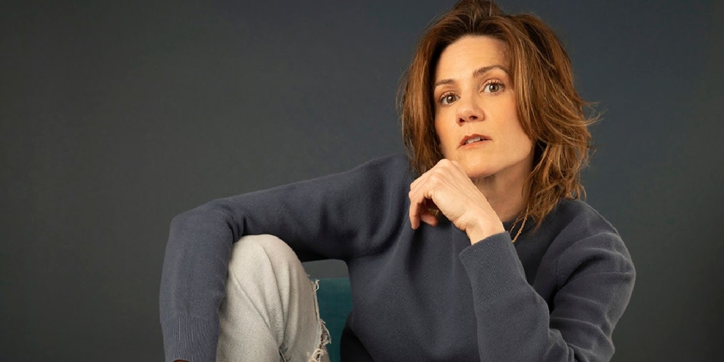 Cameron Esposito to Present FEAT at Steppenwolf Theatre in October  Image