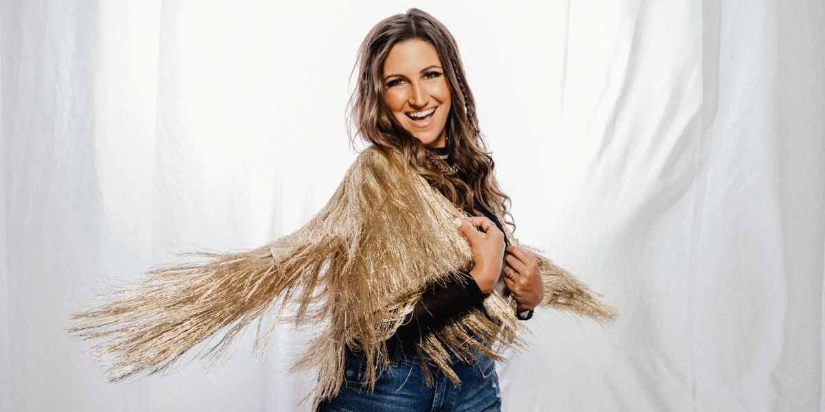 Carolyn Miller to Headline Cat Country 107.3's 25th Anniversary Show