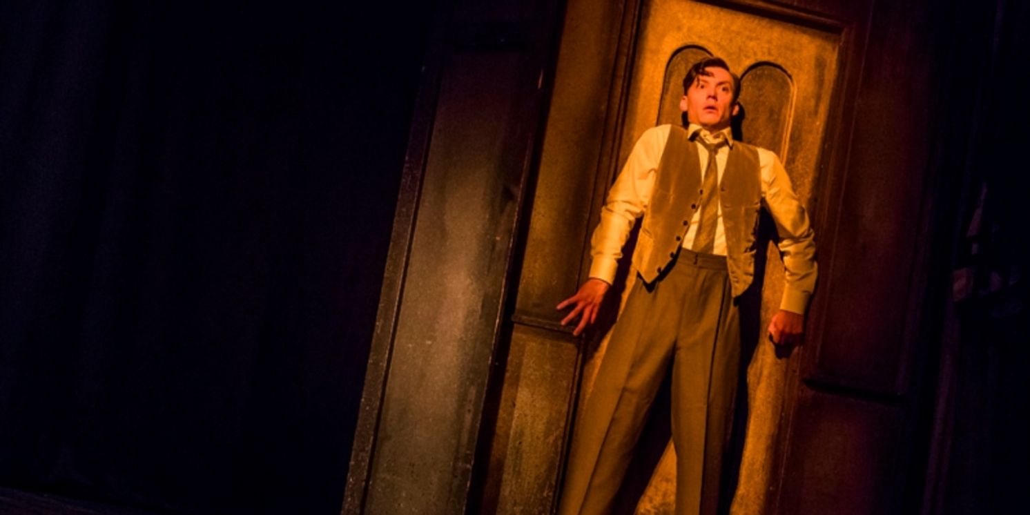 Cast Revealed For UK Tour of THE WOMAN IN BLACK  Image