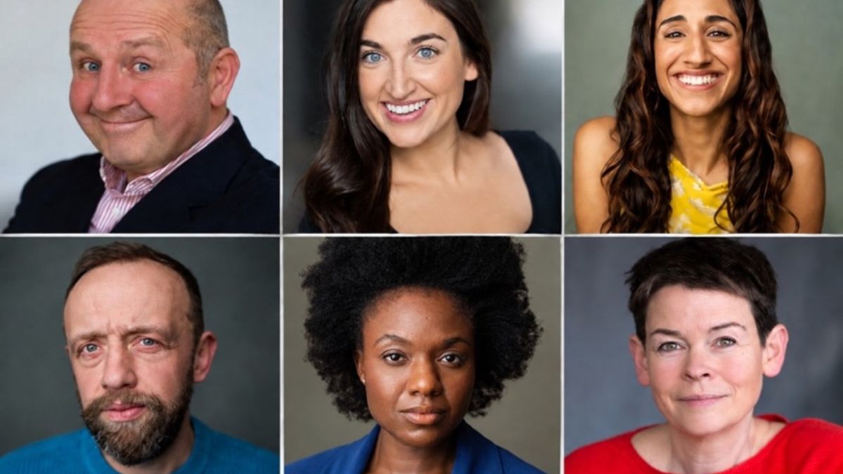 Cast Set For A CHRISTMAS CAROL: THE PANTOMIME at Watford Palace