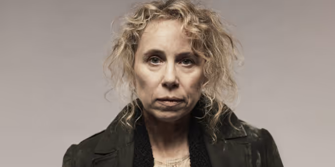 Cast Set For MOTHER COURAGE AND HER CHILDREN at Shakespeare's Globe Photos