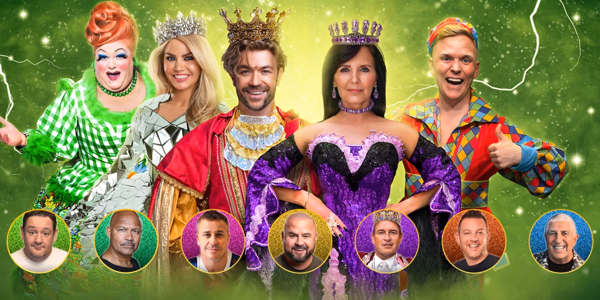 Cast Set For St Helens Christmas Pantomime, SNOW WHITE