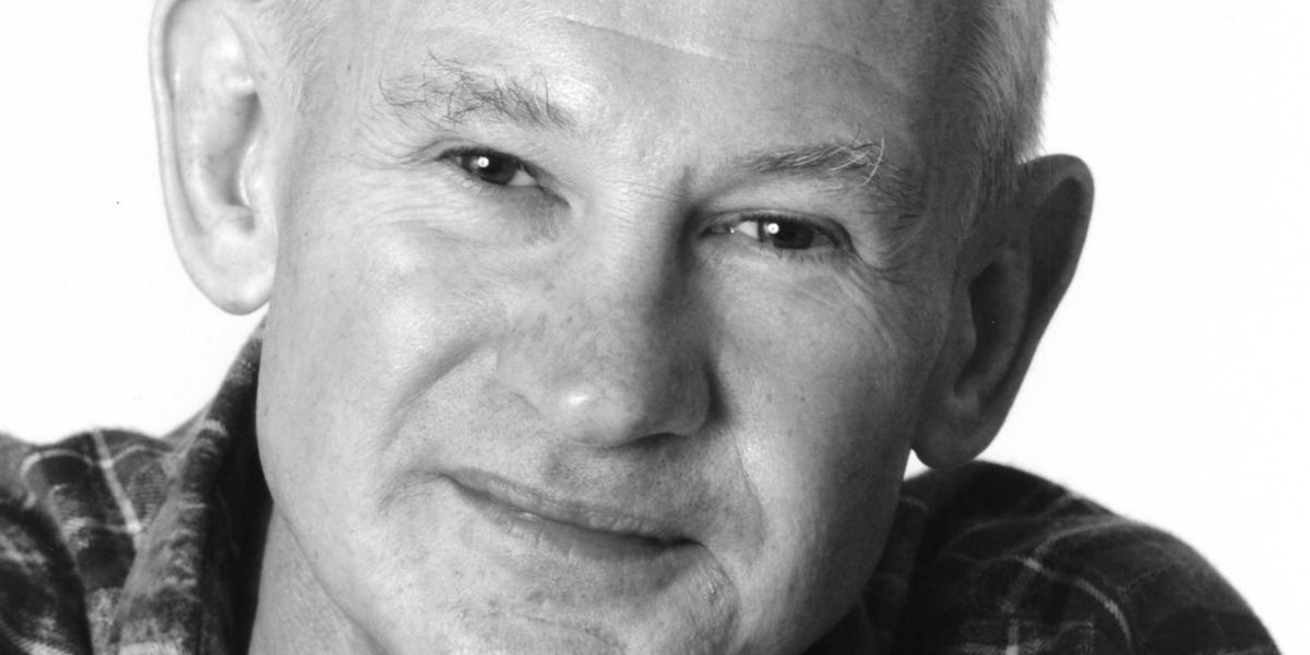 Cast Set For UK Tour of THE WATCH HOUSE