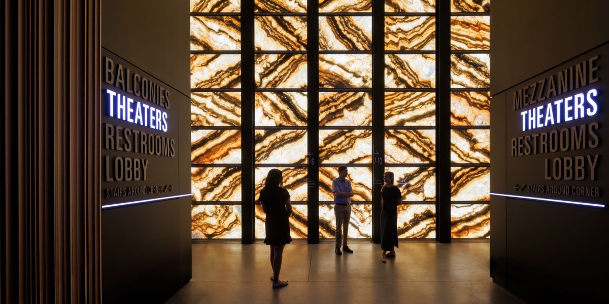Cast Set for BETWEEN TWO KNEES at The Perelman Performing Arts Center