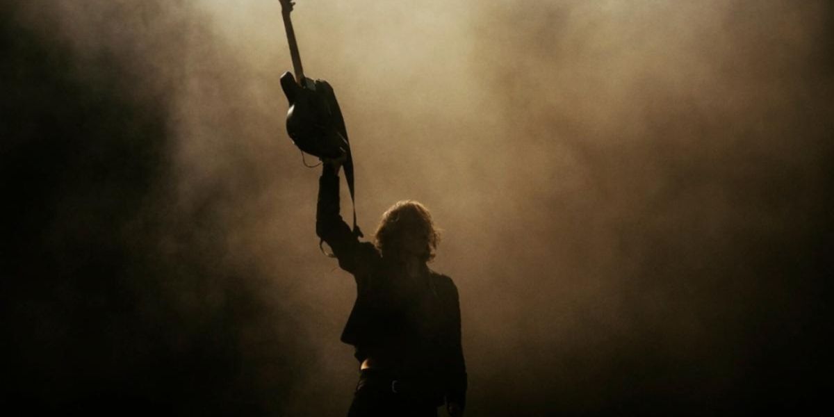 Catfish and the Bottlemen Return With New Single 'Showtime'