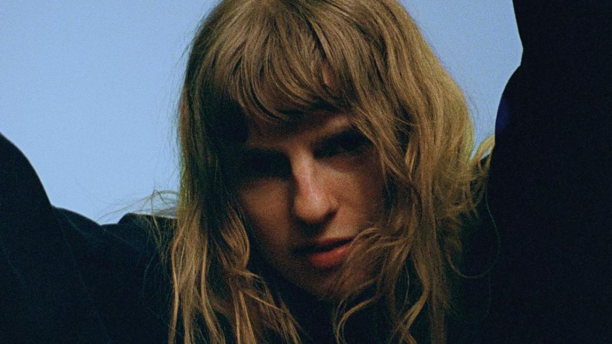 Catherine Elicson Shares Dual Singles from Debut Album RIVER OF FAT