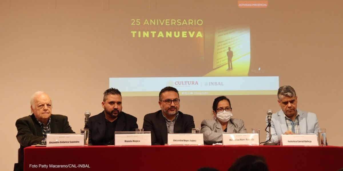 Celebran El 25 Aniversario Del Premio Nacional De Poesía Tintanueva En La Sala Adamo Boari
