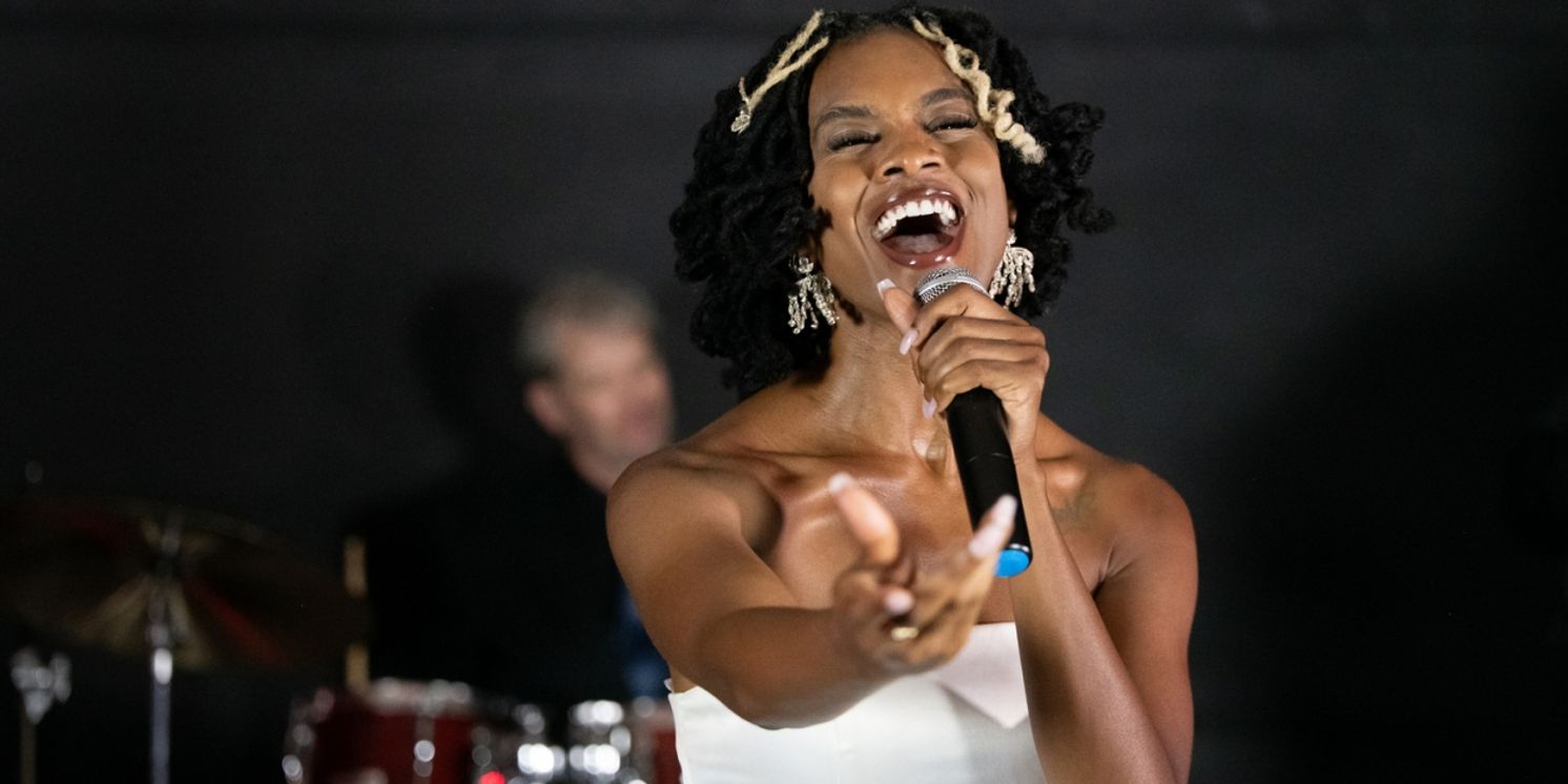 Pompano Beach Arts to Present TIMELESS TIDINGS: A HOLIDAY CONCERT Featuring Ebony Carlson  Image
