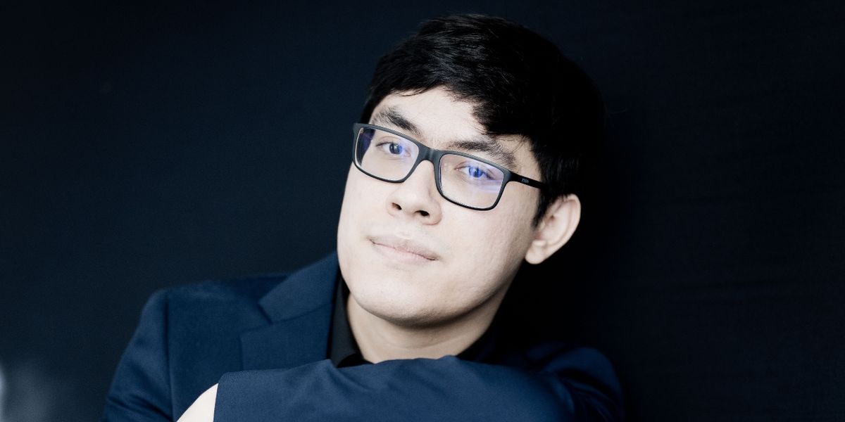 Cellist Zlatomir Fung To Release New Opera Fantasy Album