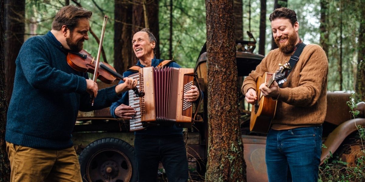 Celtic Trio Kalos Returns To Passim