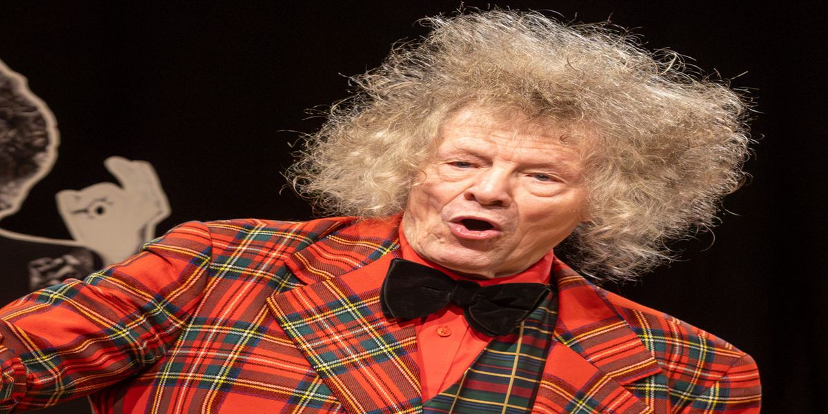 Charlie Chuck Marks Fringe Return with I'LL TELL YER THAT! Book Signing
