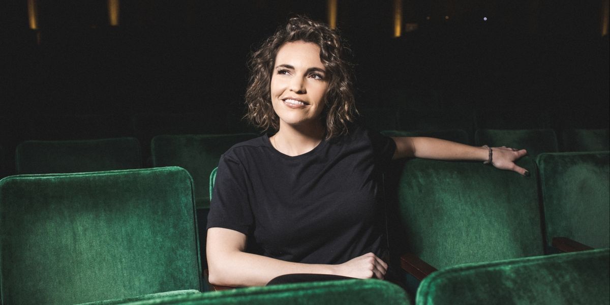 Chicago-Based Comedian Beth Stelling Comes To The Den Theatre, October 16