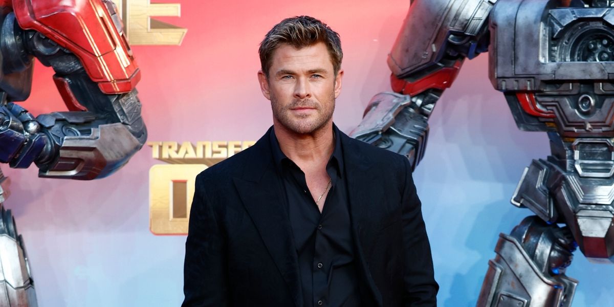 Chris Hemsworth Circling Disney's PRINCE CHARMING Movie