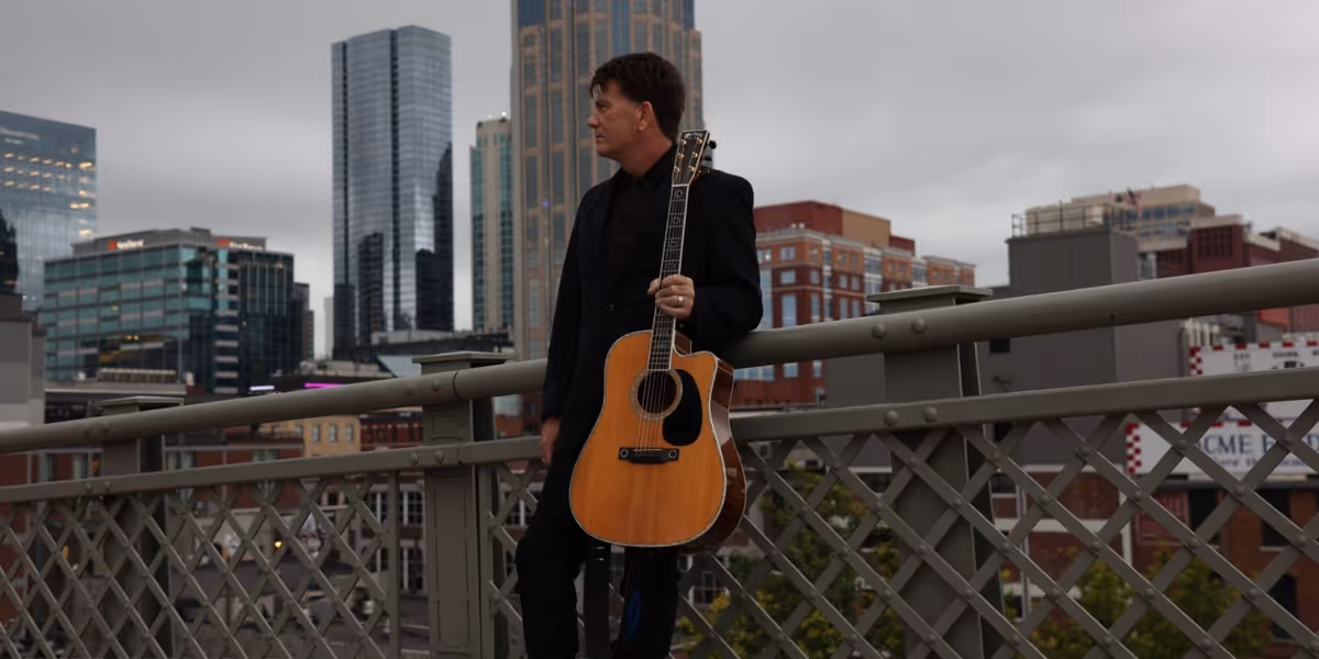 Chris St. John Releases New Single 'I'm Never Where I Am'