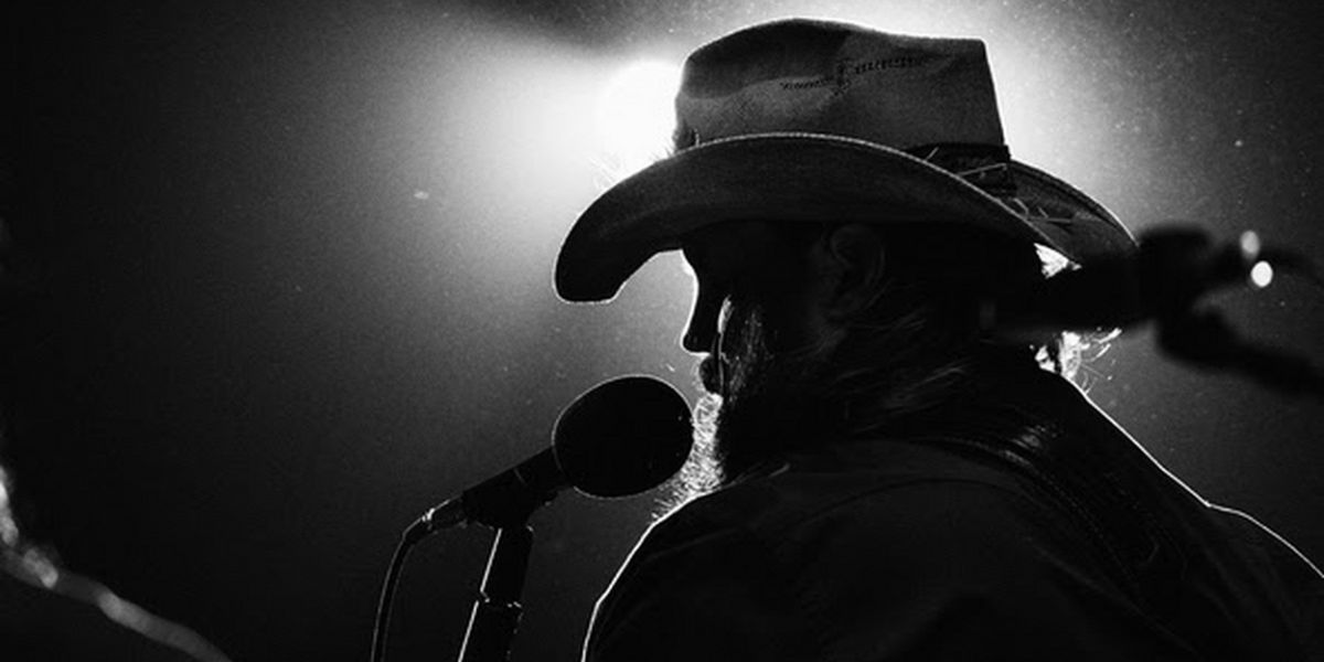 Chris Stapleton Confirms 2024 'All-American Road Show'