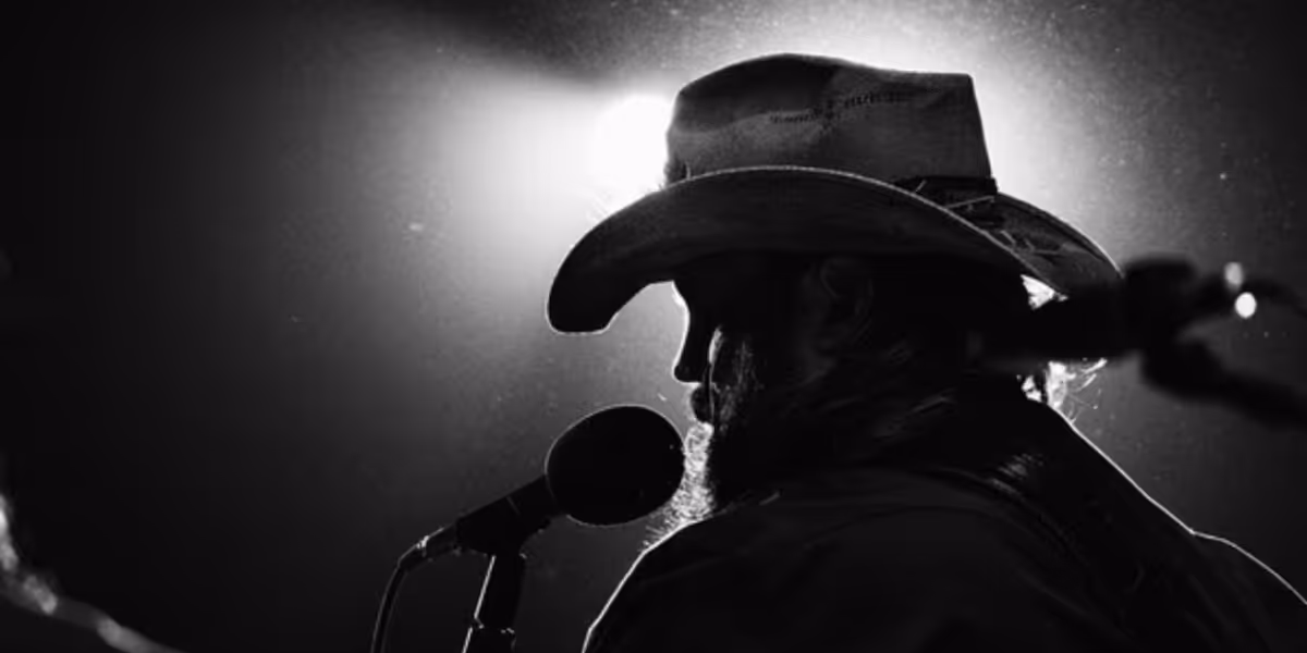 Chris Stapleton Expands Summer 'All-American Road Show'