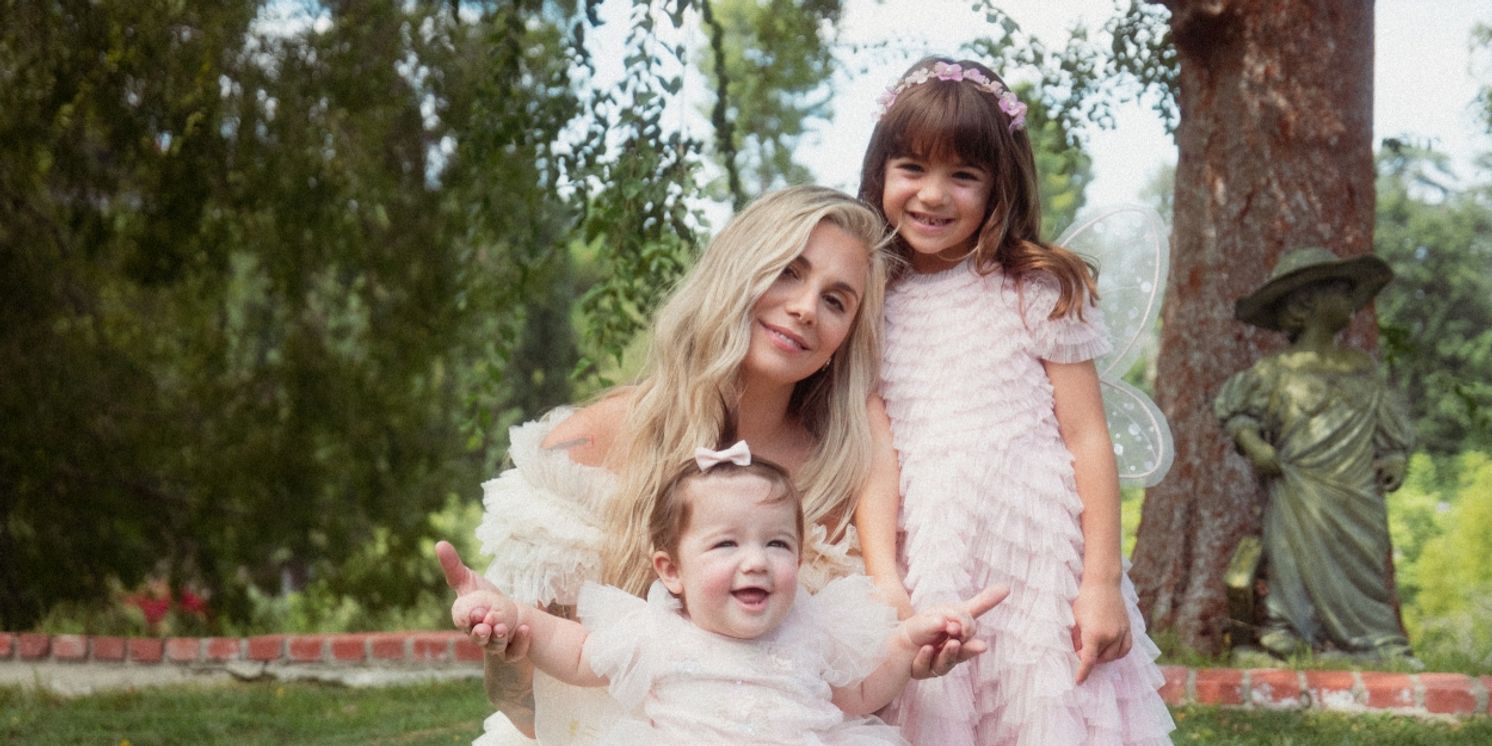 Christina Perri Unveils New Lullaby Album 'SONGS FOR PIXIE'  Image