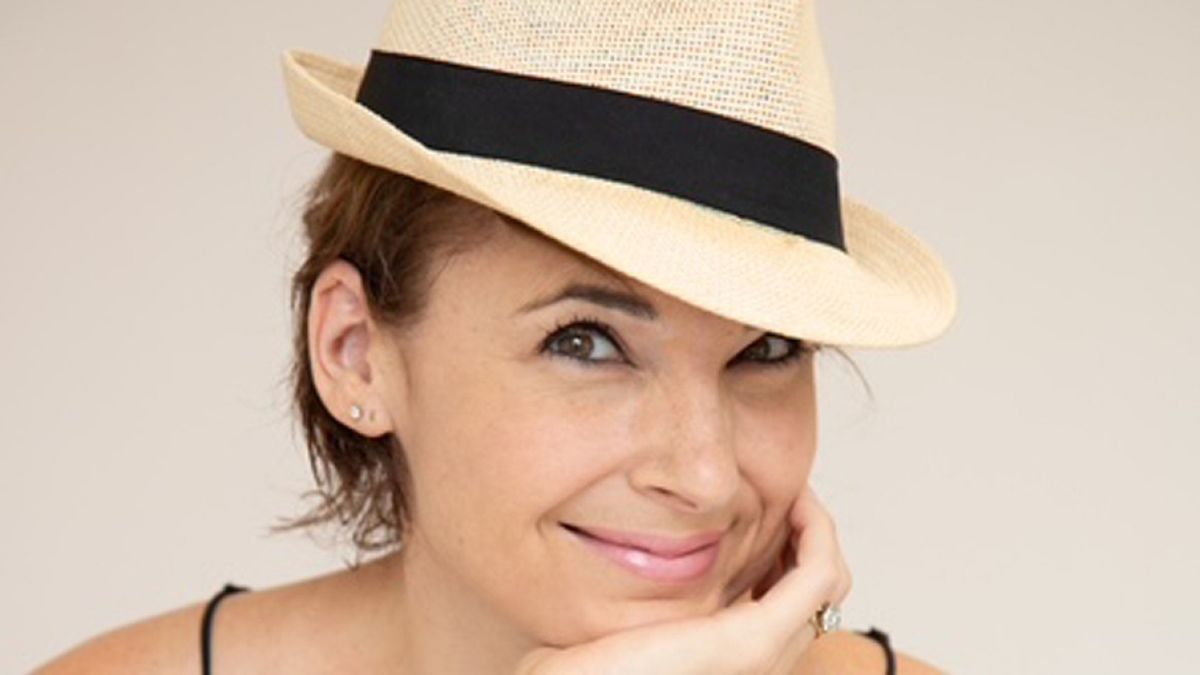 Chryssie Whitehead to Headline Mental Health Awareness Day Cabaret at The Green Room 42