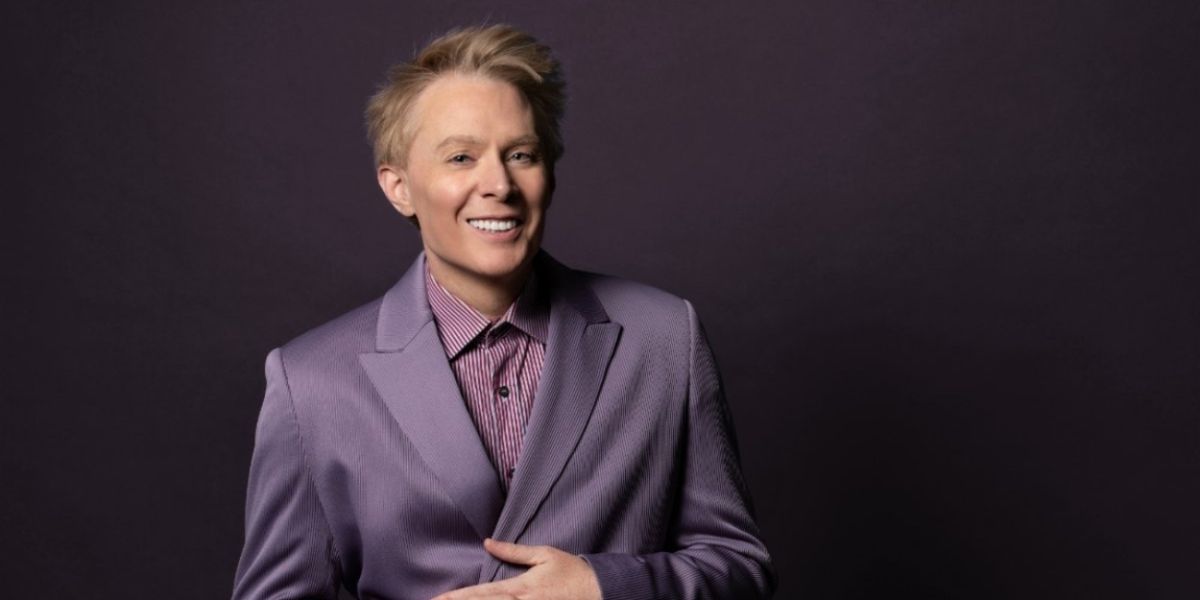 Clay Aiken Unveils Spirited Rendition of 'Wonderful Christmastime'