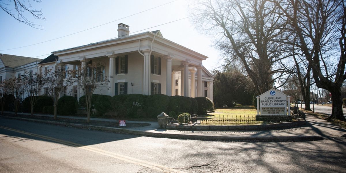 Cleveland Bradley County Public Library Offering Free Admission To THE GIFT...AND THOSE WHO GAVE