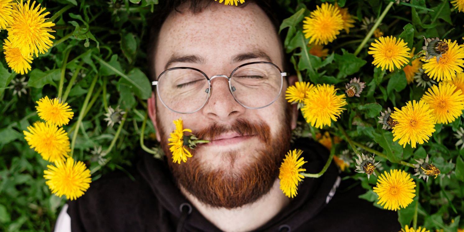 Comedian Rich Spalding Brings GATHER YOUR SKELETONS to Edinburgh Fringe  Image