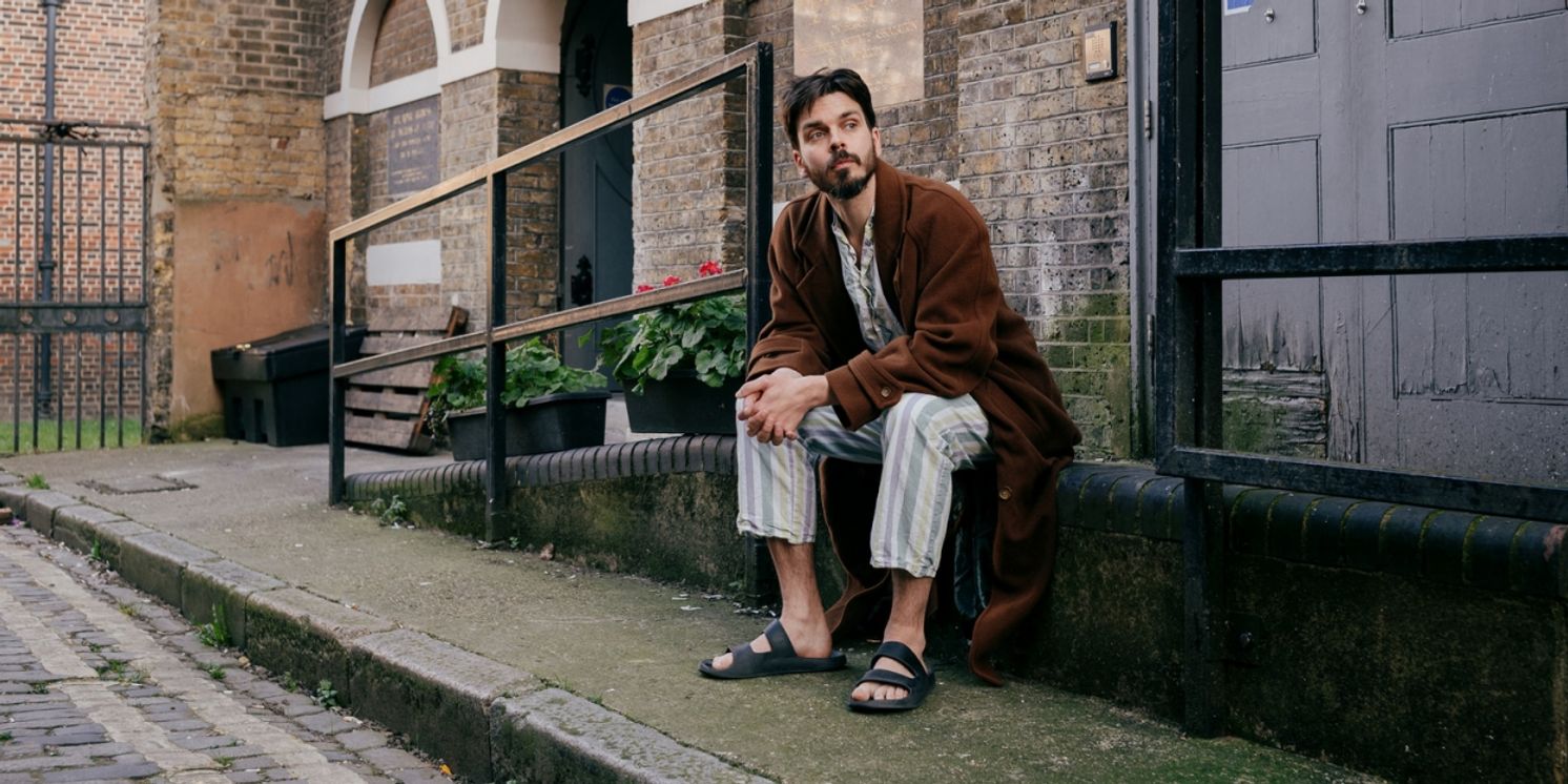 Joz Norris Returns to Edinburgh Fringe with New Comedy Show YOU WAIT. TIME PASSES.  Image