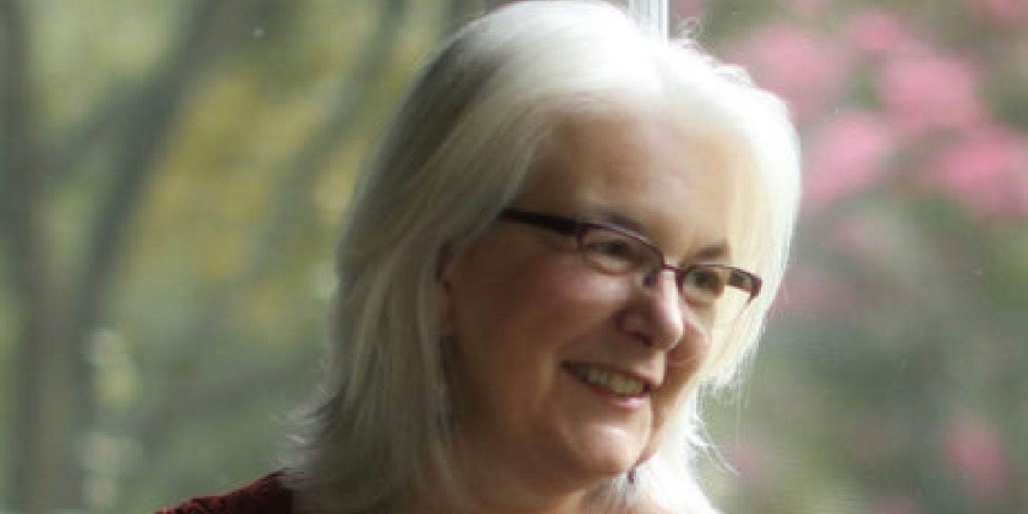 Tina Davidson's Memoir LET YOUR HEART BE BROKEN To be Released as an Audiobook  Image