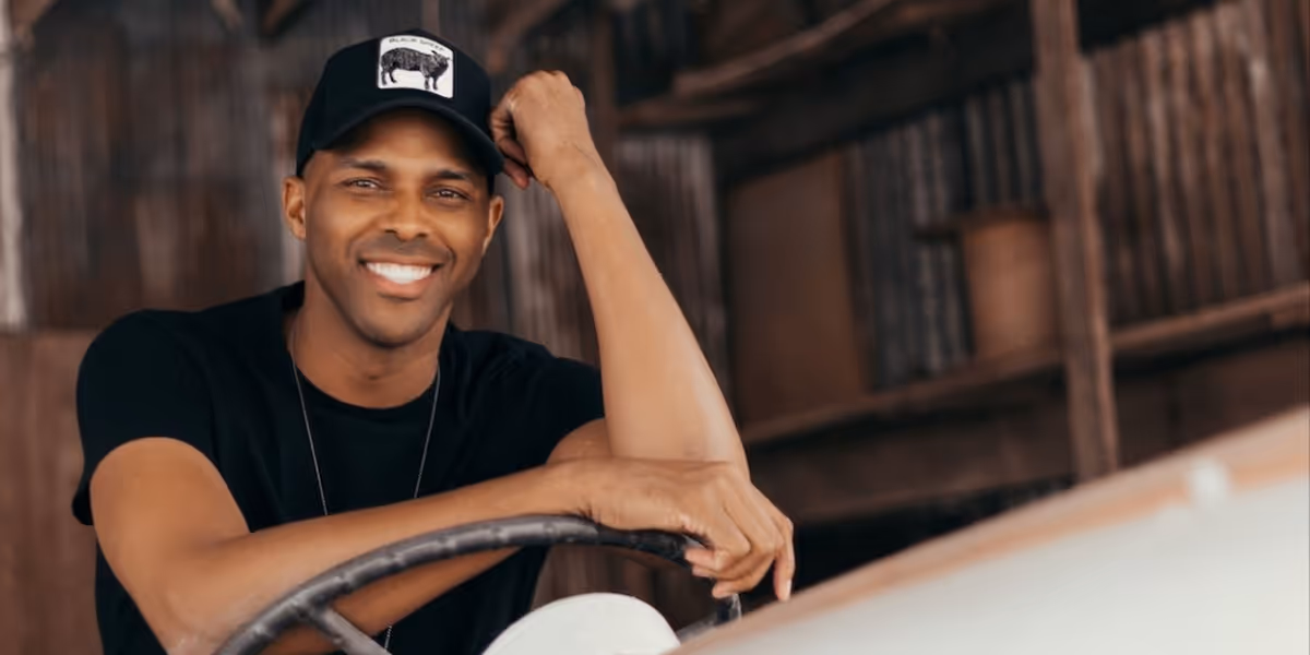 Conor Clemmons Declares 'It Chose Me' on New Single