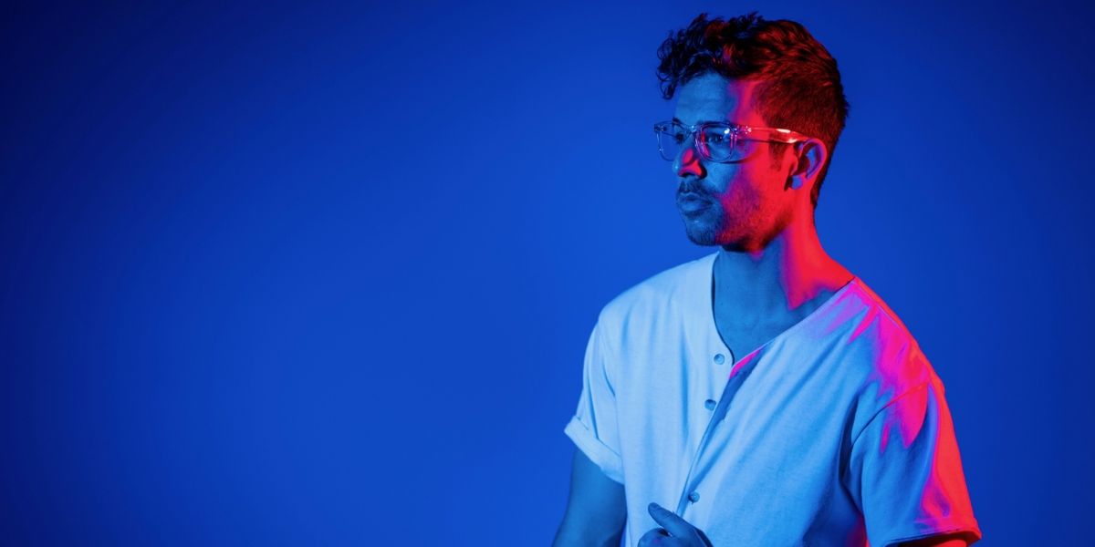 Conversations with Creators: Aaron Alexander Gordon and the Art of Versatility