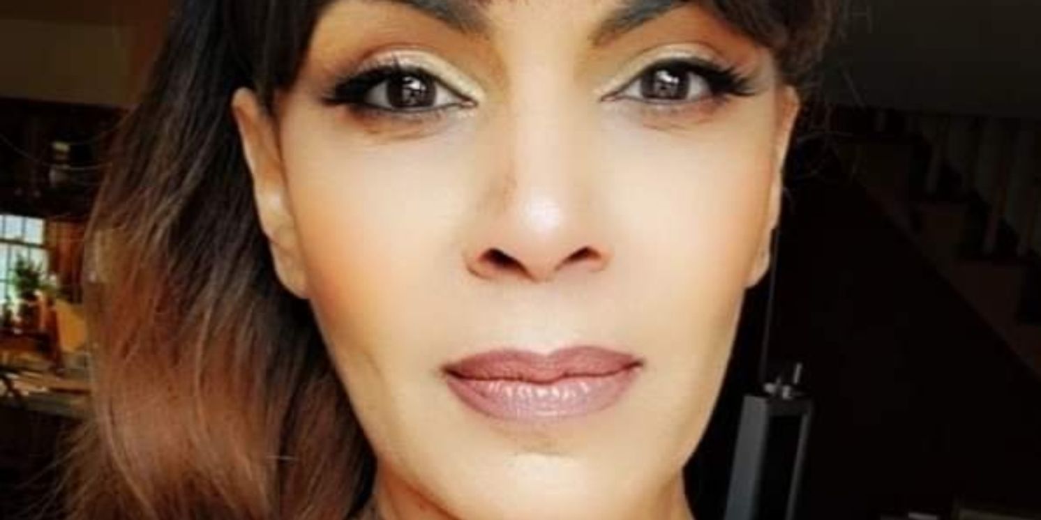 Corina Joins Steve Schalchlin & Friends at Don't Tell Mama  Image