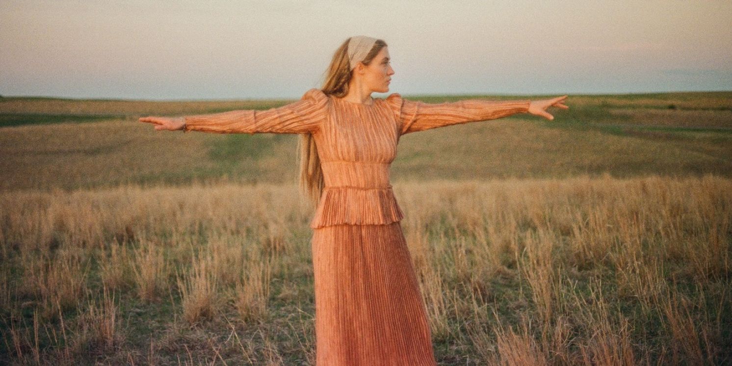 Cornelia Murr to Play 2026 'Last Run To The Center' Headline Tour  Image