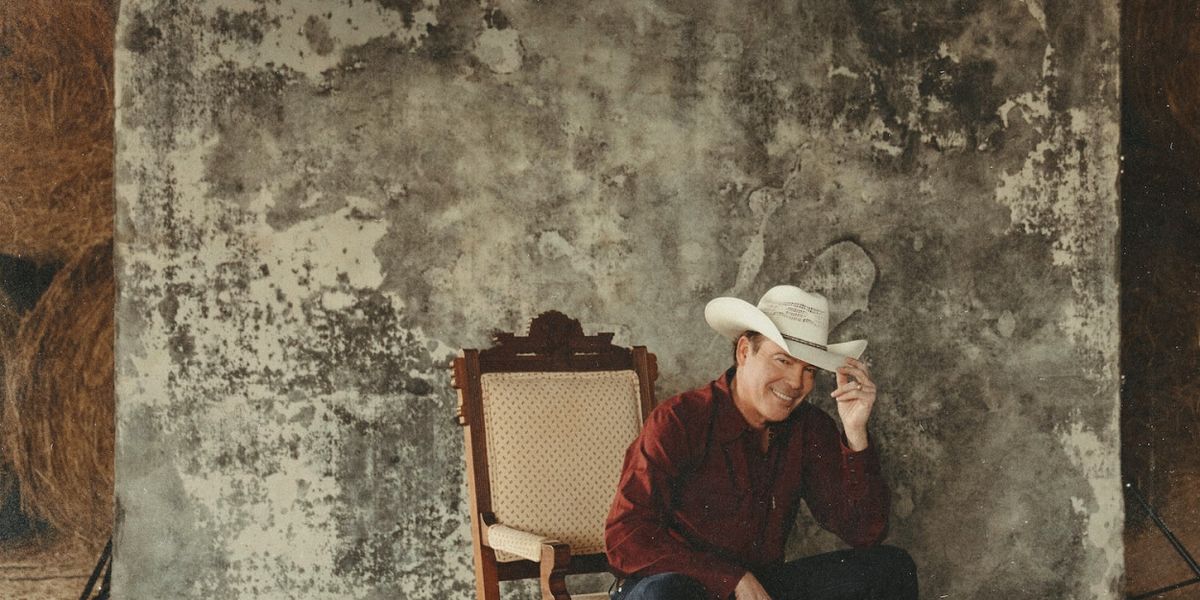 Country Music Singer Clay Walker's New Single 'I Know She Hung The Moon' is Out Now