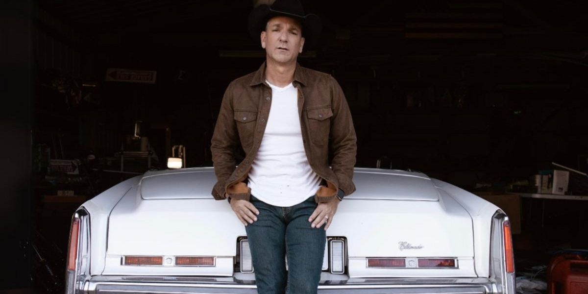 Craig Campbell To Debut New Song 'Stick To Our Guns' on Saturday