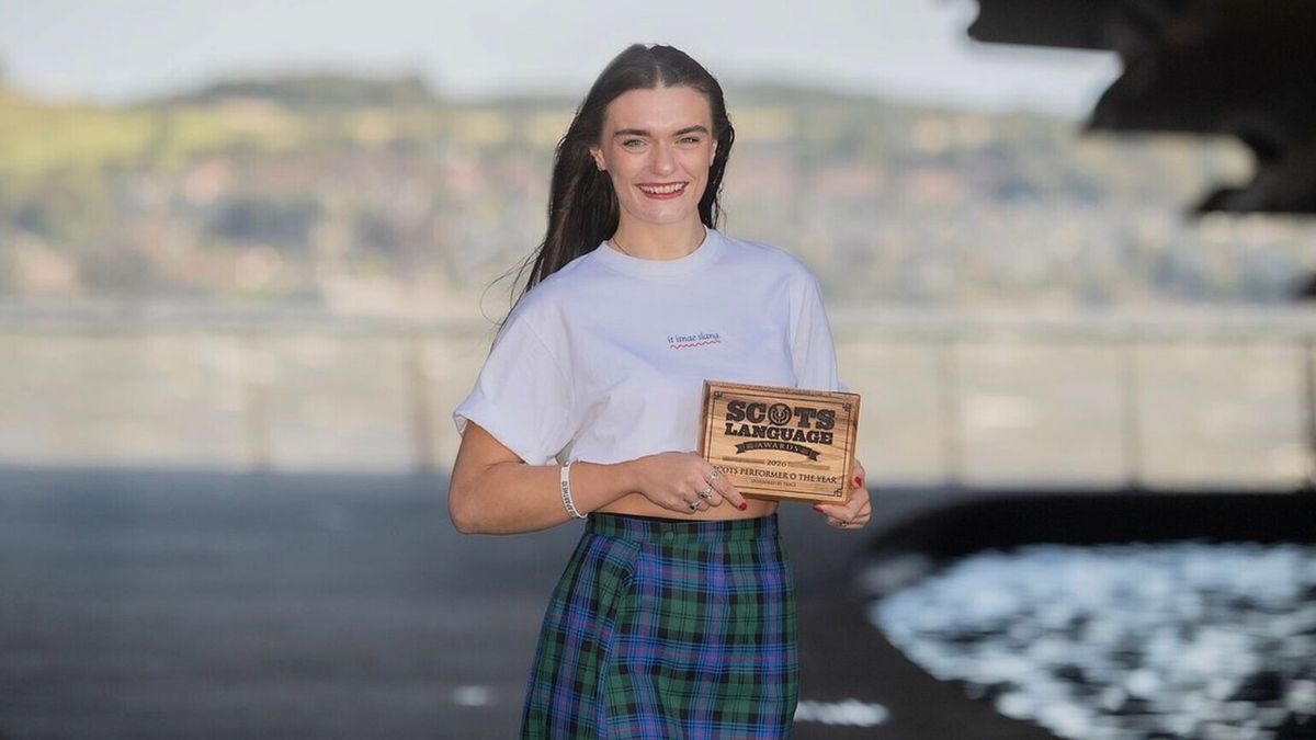 Cumbernauld Actress Wins Scots Language Awards After Record Public Vote