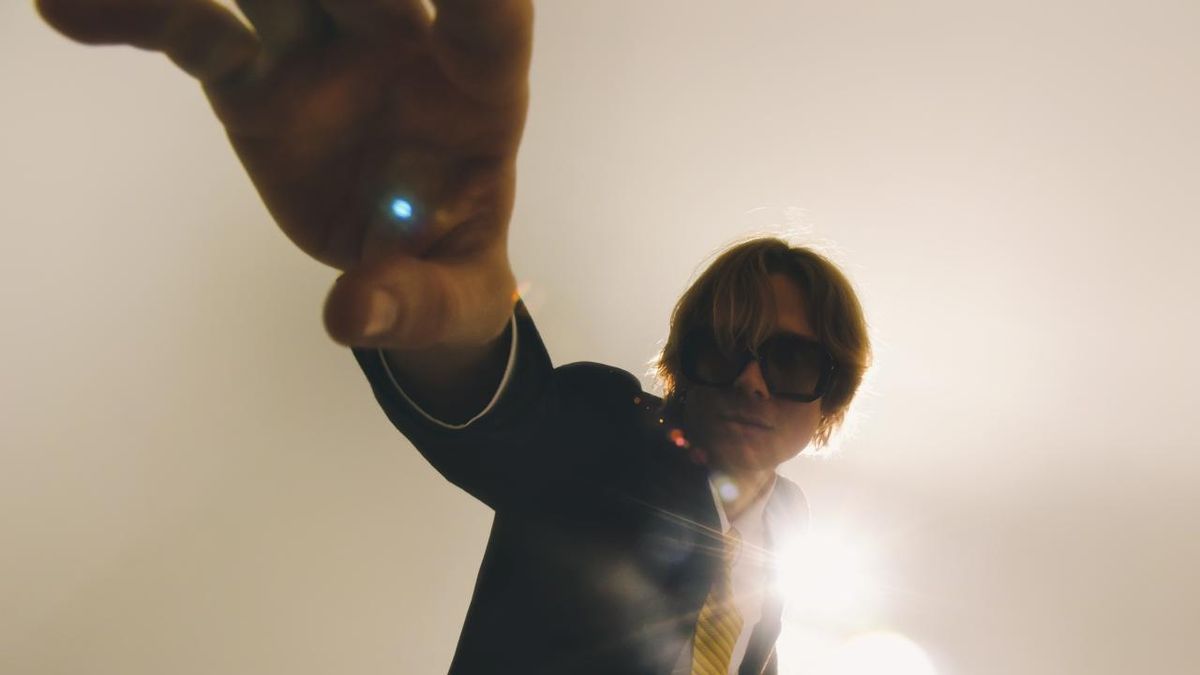DAZIES Shares 'No More Bones' Single and Video from EYES REPEATING LP