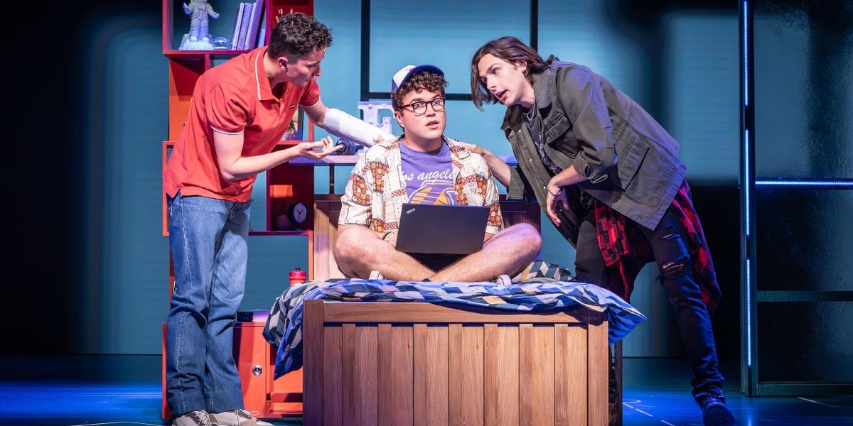 DEAR EVAN HANSEN to Premiere in the Philippines