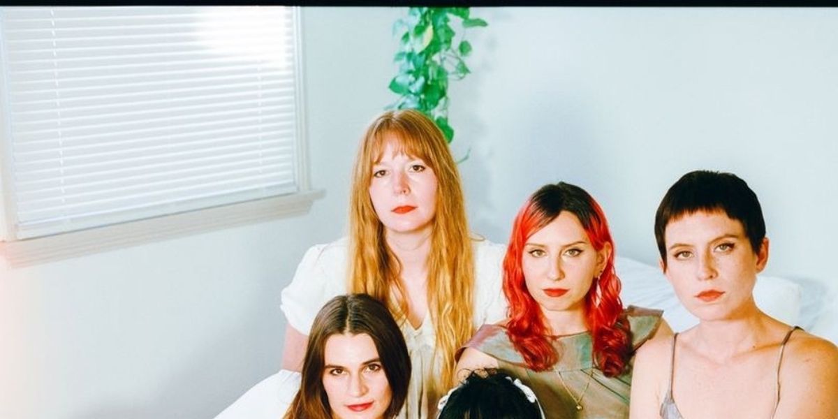 DEATH VALLEY GIRLS to Release WELCOME TO EARTH LP via Suicide Squeeze