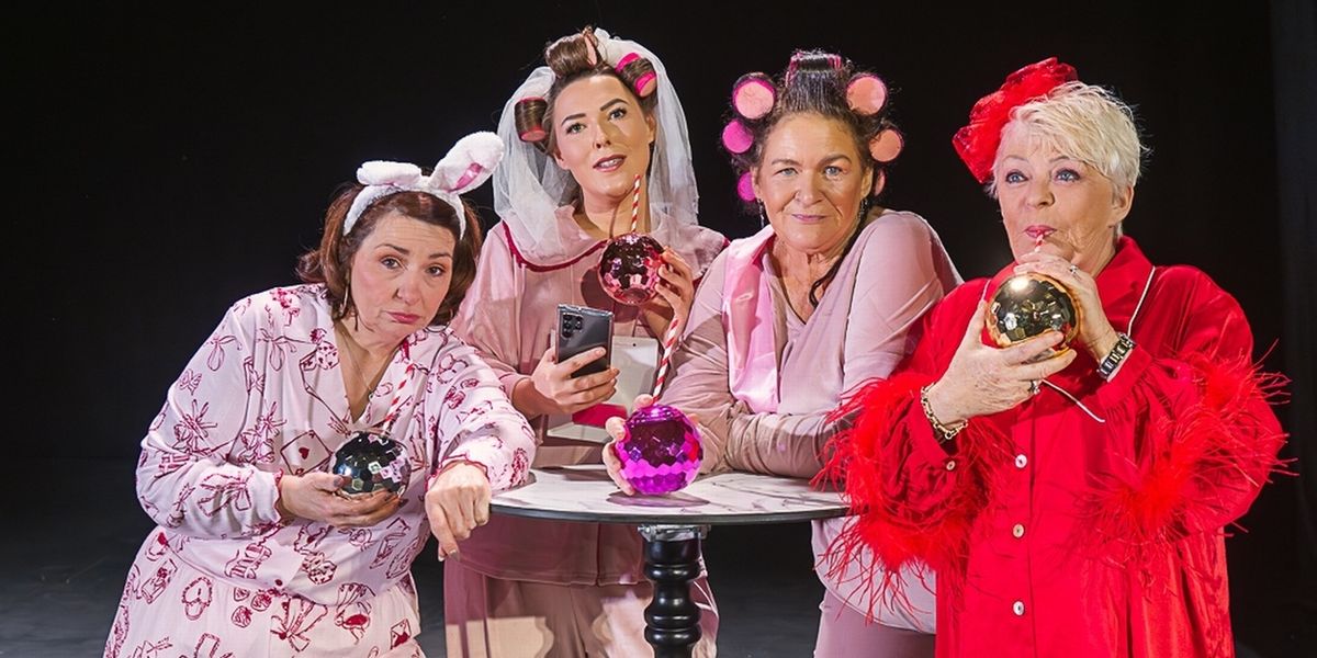 DESPERATE SCOUSEWIVES Will Embark on UK Tour