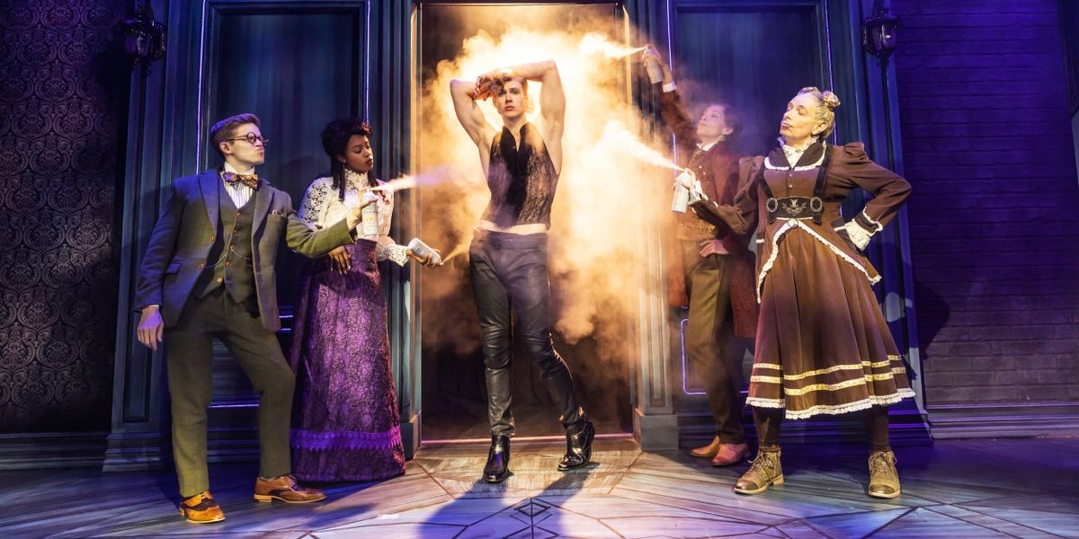 DRACULA, A COMEDY OF TERRORS, HELL'S KITCHEN & More Lead Top Off-Broadway Shows for October