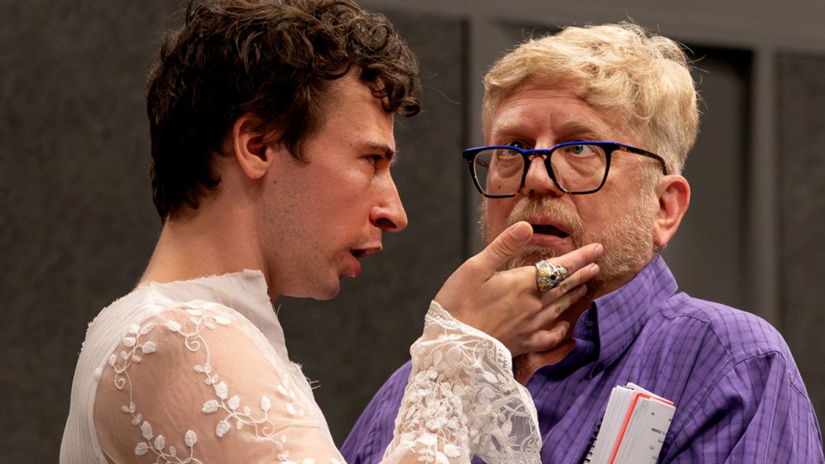 DRACULA: A COMEDY OF TERRORS to Open at Theatre in the Park