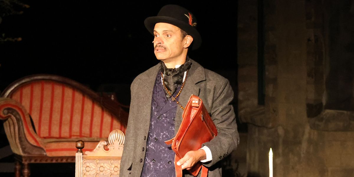DRACULA: THE JOURNAL OF JONATHAN HARKER to Return to Bannerman Island